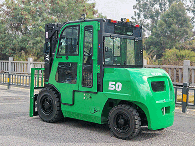 what type of forklift is best for indoor use